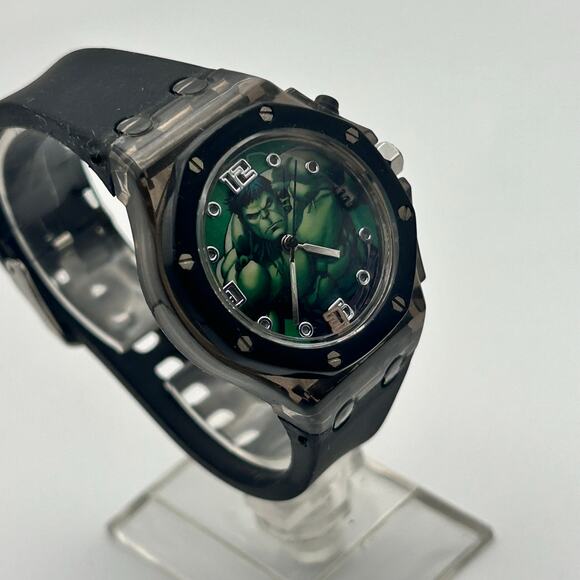 Marvel The Avengers HLK3302 Kids Watch, Black Working New Battery - Picture 3 of 8